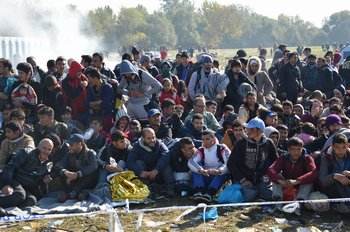 V Rigonce ponoči prispelo še okoli 1070 migrantov
