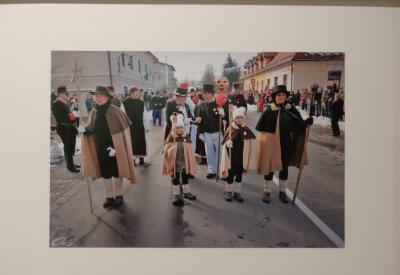 image02