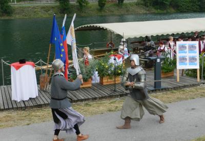 image02