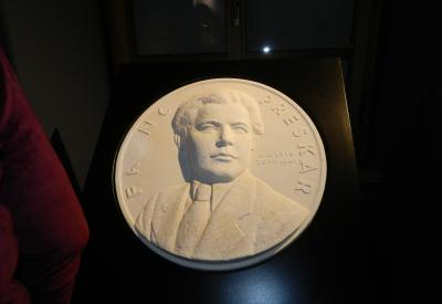image02