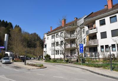 image02