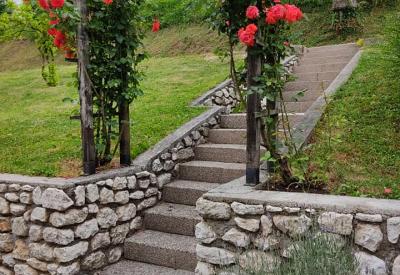 image02
