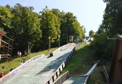 image02