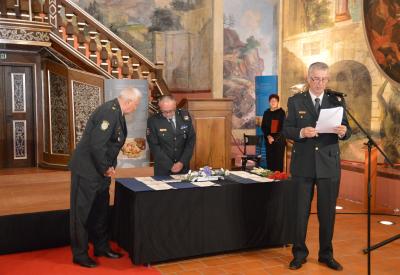 image02