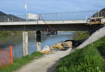 image02