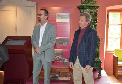 image02