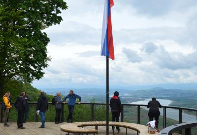 image02