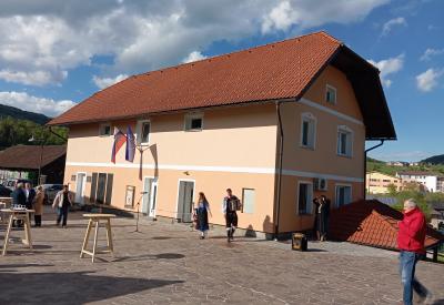 image02
