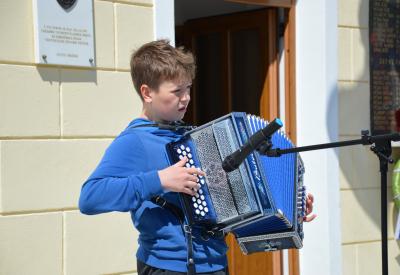 image02