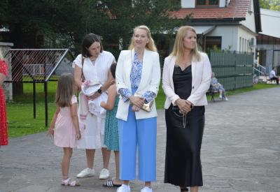 image02