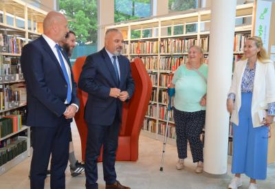 image02