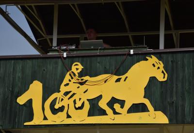 image02