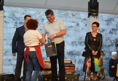 image02