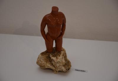 image02