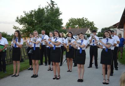 image02