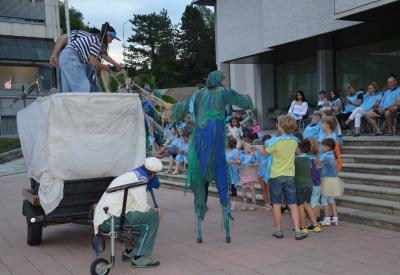 image02
