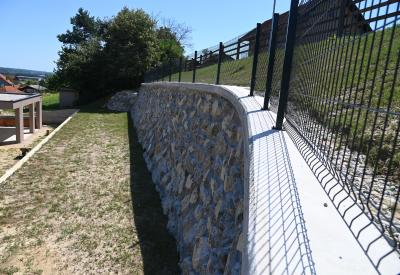 image02