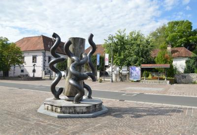 image02