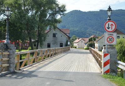 image02