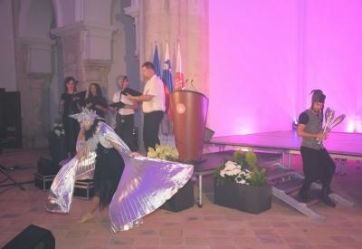 image02
