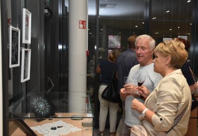 image02
