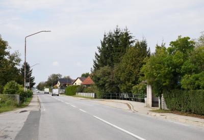 image02