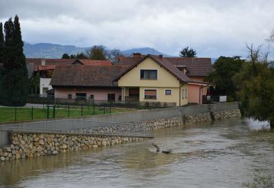 image02