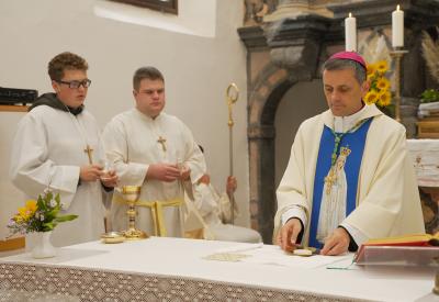 image02