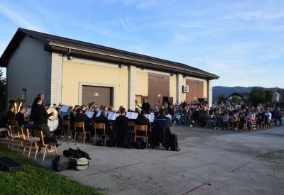 image02