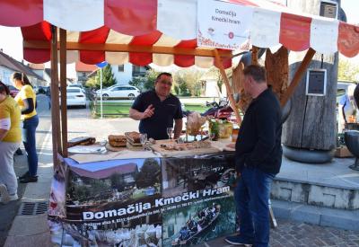 image02