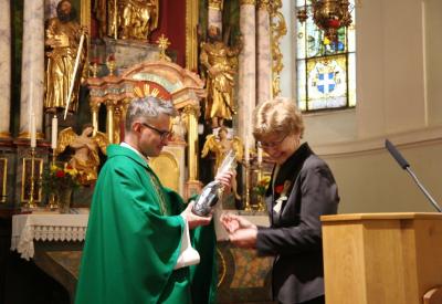 image02