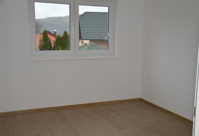 image02