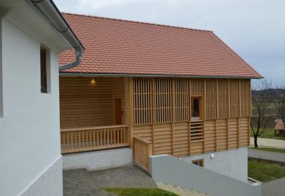 image02