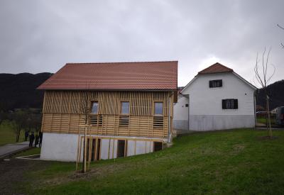 image02