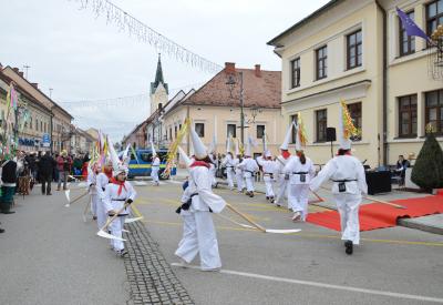 image02