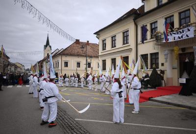 image02