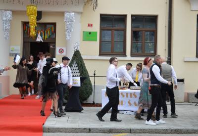 image02