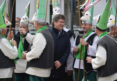 image02