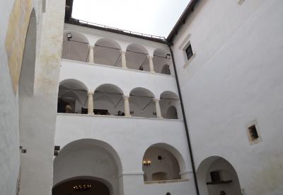 image02