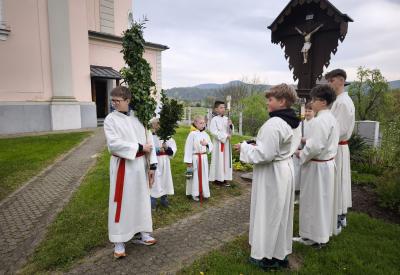 image02