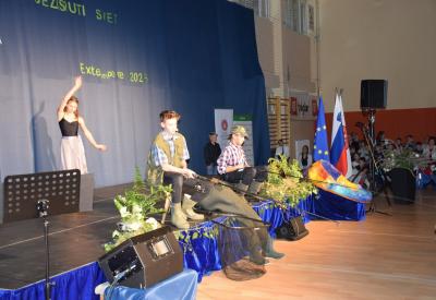 image02