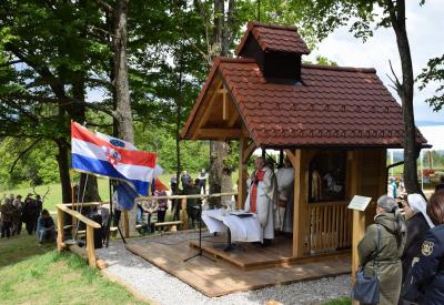 image02