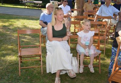 image02