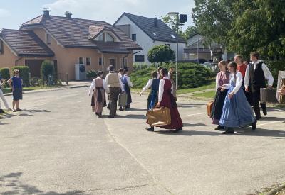 image02
