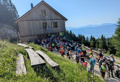 image02