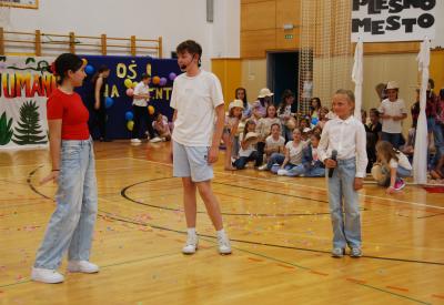 image02
