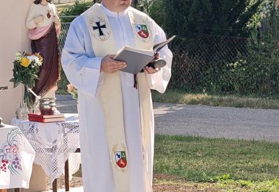 image02