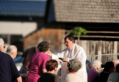 image02
