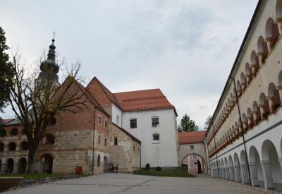 image02