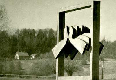 image02